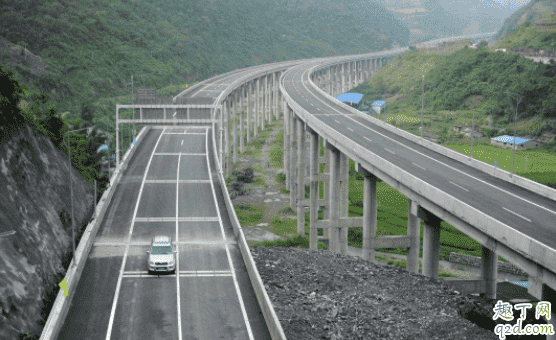 汽車輪轂為什么會發燙 汽車輪轂發燙正常嗎2