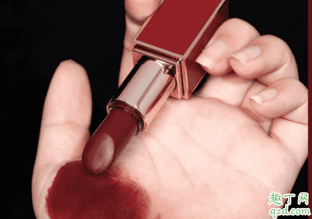 TF紅管08好看嗎 TF2020新年限定紅管08口紅試色1