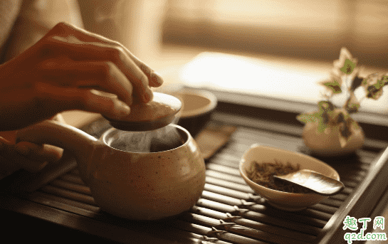 怎樣用茶葉養紫砂壺 哪種茶養紫砂壺最好1