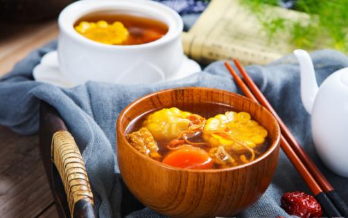 秋天喝這7款湯，潤肺養生不生?。∽龇ú襟E都寫好了，照做