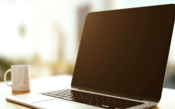 筆記本很卡是什么原因？筆記本很卡重裝系統有用嗎