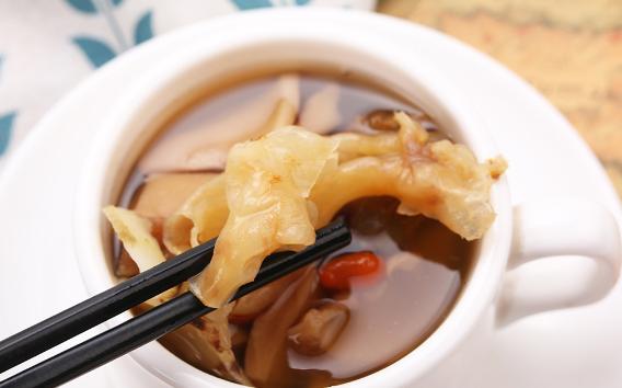 響螺花膠湯的營養價值有哪些？響螺花膠湯能補血嗎