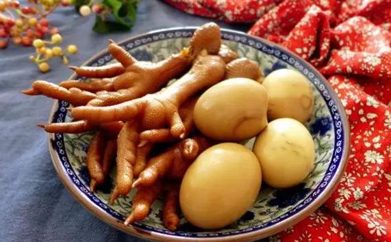鹵雞爪是發物嗎？鹵雞爪是酸性食物還是堿性