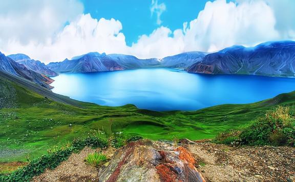 長白山有哪些著名風景？長白山被稱為什么山