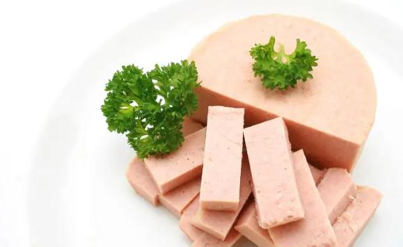 午餐肉罐頭如何挑選？午餐肉罐頭常見吃法