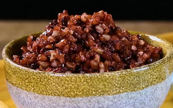 紅米黑米糙米飯的益處都有什么？三色糙米煮熟放冷藏還是冷凍