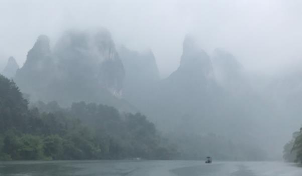桂林漓江最著名的景色是什么(楊堤煙雨是漓江風景一絕)