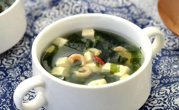 裙帶菜豆腐湯的營養價值有什么？裙帶菜豆腐湯的做法